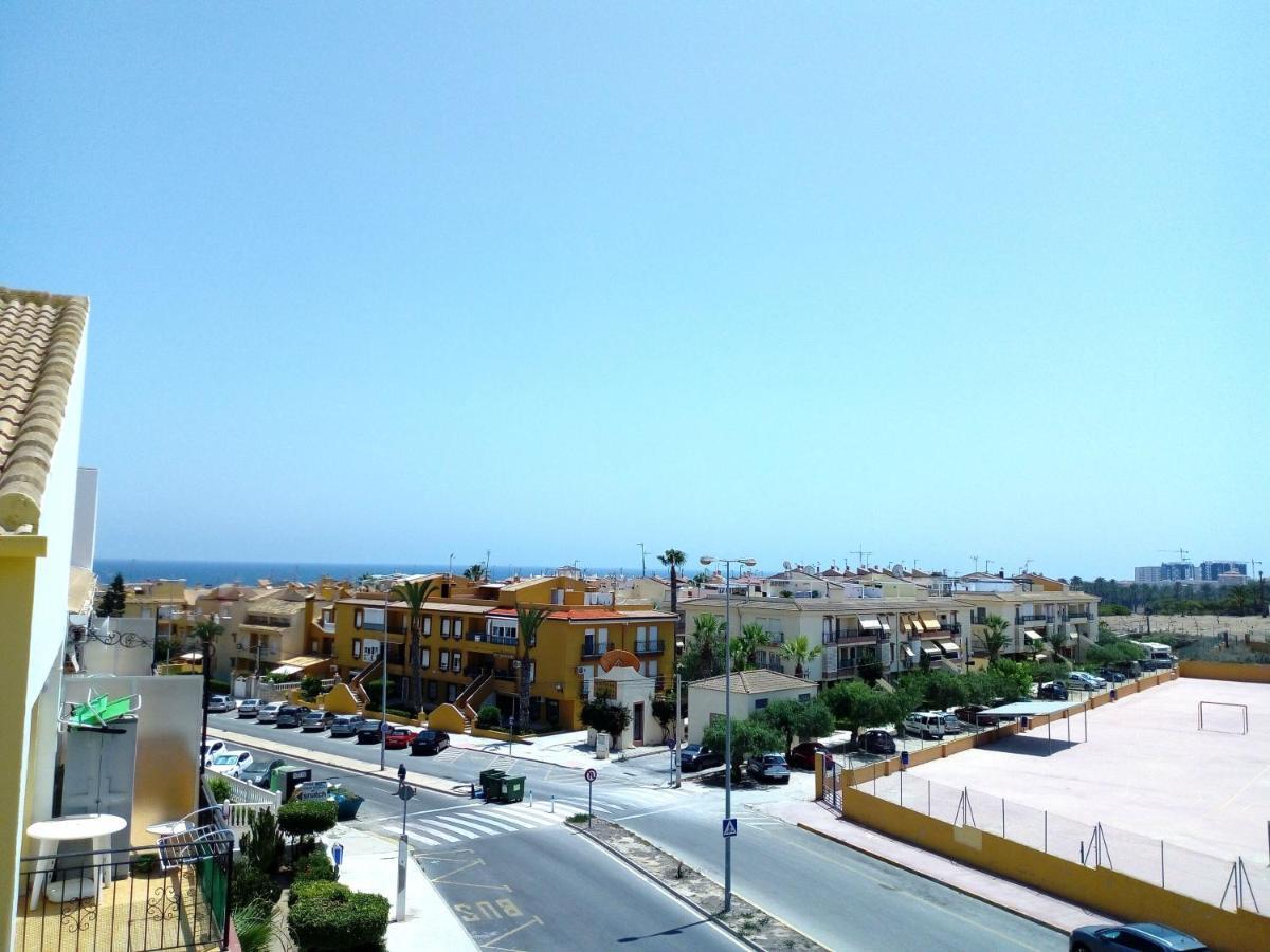 Casa Roberto Bonito Apartment Torrevieja Exterior photo